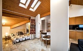Faber Apartments-Residence Style